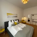 Appartement Lucky Ls01 - Vollausstattung - Zentrum - Grosse Kueche - 2 - Smart-tv Maagdenburg